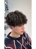 ツイストスパイラルマッシュ刈り上げツーブロックメンズパーマ