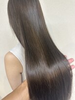 クエロ(Quaero?)&nbsp;髪質改善　超高濃度ケラチンシルクトリートメント