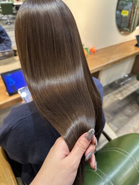 シーン(seen.) 美髪矯正/髪質改善カラー/髪質改善トリートメント［札幌/大通］