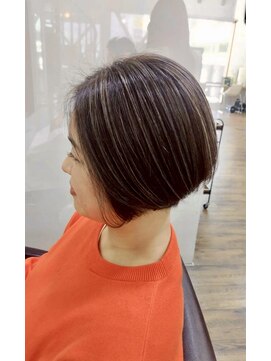 イタクラ 赤道店 (ITAKURA) 白髪ぼかしハイライト/ミセスヘア/50代/60代