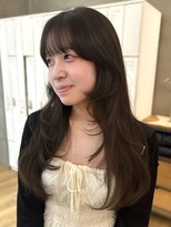 アトロ(Atoro)&nbsp;顔周りカットと組み合わせた大人っぽレイヤーカット/20代・30代