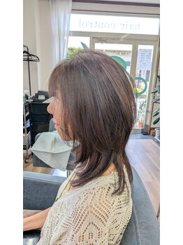 ヘアコントロールB’s【ビーズ】の写真/白髪ストレスから解放。ベテランのマンツーマン施術で、毎朝鏡を見るのが楽しみに変わる艶髪へ。