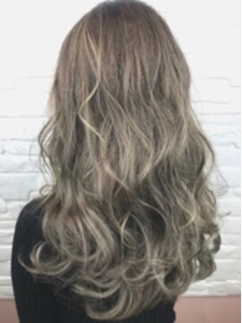 ルービック(Rubik's) 。