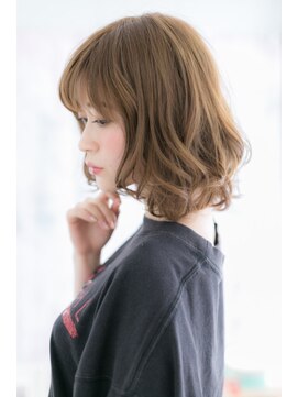 ミック ヘアアンドビューティー 大山店(miq  Hair&Beauty) 立体感カラーの小悪魔ミディ