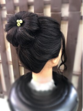 ヘアーサロン ティアレ(hair salon Tiare) 立体感お団子ビーズフルアップヘアアレンジ