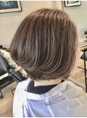 ヘムライトのミニボブラベージュ