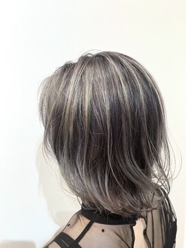 ドッグマニアピンチアオヤマ(DOGMANIA PiNCH AOYAMA) バレイヤージュハイライト/寒色系カラー