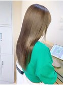 ミルクティーグレージュカラー