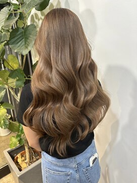 メリー オオサカ(Merly Osaka) 秋っぽくて可愛い暖色ベージュ_warm beige_