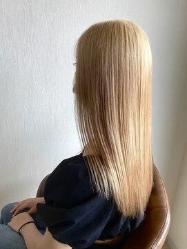 ラトット(Latot) ブロンドヘア