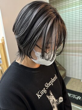 キューズ クラブ(cuz KLUB) 【cuzKLUB】ショートウルフ ランダムハイライト〔池袋〕