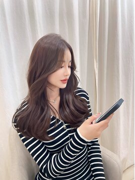 スイ(suii.) 色気韓国ヘア"7トーン/チョコレートブラウン" 担当/望月