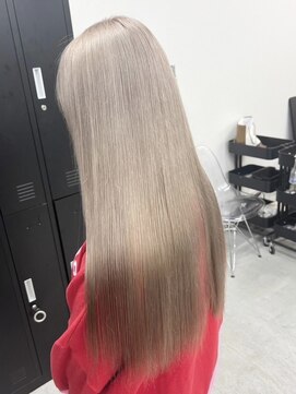 エイル 茶屋町(Eir) 【ケアブリーチ】【ブリーチ】【トリートメント】【髪質改善】