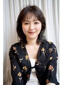 毛先パーマで作るフェザーバングくびれミディ・・・HINATA
