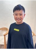キッズカット男の子　刈り上げショート　短髪黒髪ナチュラル