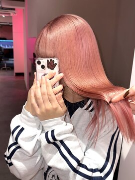 ダズリングディア(Dazzling Deer) ストレートロング/ペールピンク/似合わせカット