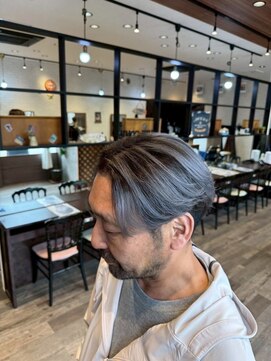 インパークス 獨協大学前駅店(INPARKS) 外国人風バレイヤージュ、ハイライトカラーアッシュグレージュ