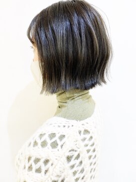 モリオ フロム ロンドン 成増店 【morio成増/玉井】アッシュカラー　ボブ　外ハネ