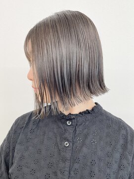 モリオフロムロンドン 松戸店(Morio from London) 【松戸　松田】切りっぱなしボブ　ハイライトカラーグレー