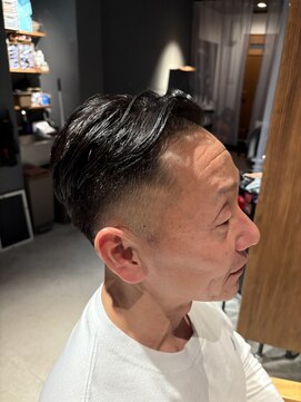 アンドワークス 2nd(&WORKS) フェードパートスタイル