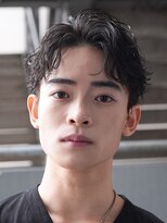 レタッチバイフィフス(RETOUCH by fifth)&nbsp;原宿ルーズパーマセンターパートスパイラルパーマ大人色気ヘア　