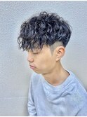 スパイラルパーマ刈り上げフェードスペインカール束間豊田