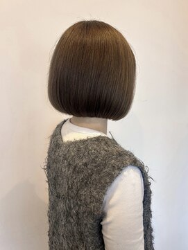 アンジュール グランデ(UNJOUR GRANDE) ボブ×アッシュベージュ