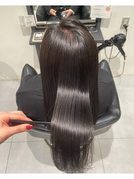 ニール(Neale.) ダークアッシュ艶髪02.24