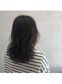 ラフアレンジで楽しむ軽やかセミロング
