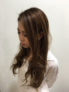 ヘアーズ オルジュ(Hair's Orge) ロングレイヤーパーマスタイル