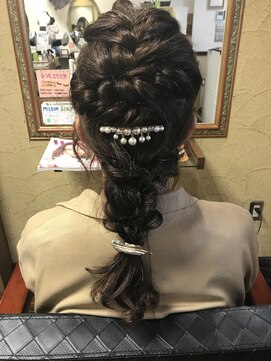 グランジ 編みおろしお呼ばれアレンジ
