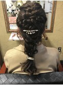 編みおろしお呼ばれアレンジ