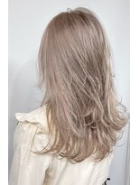 ルーブ トウキョウ(Loob. TOKYO)&nbsp;【池袋】ハイトーンベージュ（ブリーチ+カラー）