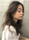 センターパート×ニュアンスウェーブ