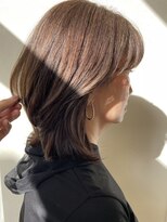 フェメ 立川(PHEME)&nbsp;外ハネ/ミディアム/レイヤーミディアム/白髪ぼかし