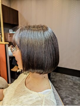パセーヌエクルール(pacene equroole) ショートボブ