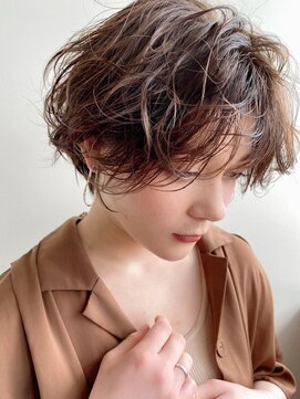 ガレージ バイ グリーン 原宿 表参道(Garage by green) short×center part