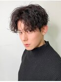 七三センターパートアップバング波巻きスパイラルパーマツイスパ