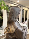 グラデーションカラー×ゆる巻きロング