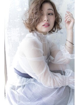 ヘアーアンドメイク ファット(Hair&Make PHAT) レイヤーカットミディアムボブゆるまき