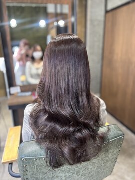 ブラウンカラー