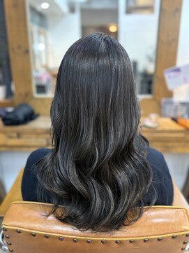 ニューラインギンザ(New-Line 銀座) ★廣中優奈★20代30代アッシュ