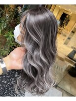 アース 豊橋店(HAIR&MAKE EARTH)&nbsp;圧倒的透明感。シルバーグレージュバレイヤージュ