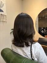 シーン(seen.) 透明感のある涼しげオリーブグレージュ