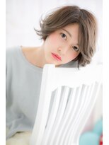 クール＆リラクシーな前下がりマッシュb