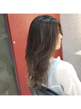 キャパ 秦野(CAPA) ハイライトたっぷりレイヤーウルフ