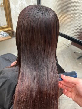 クラッチ トリートメント アンド ヘッドスパ 江坂(CLUTCH) 大人可愛い小顔美髪ツヤ髪シンプルストレート髪質改善A4