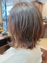 アッシュ アーティスティック スタジオ オブ ヘア(Ash artistic studio of hair)&nbsp;ナチュラルハイライト