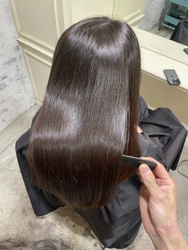 ロロ(ro-ro) 【恵比寿 ro-ro】鶴田オリジナル髪質改善トリートメント