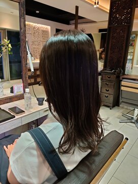ヘアリゾート粋 ティガ 池袋店(tiga) ダークブラウン/艶髪ロング